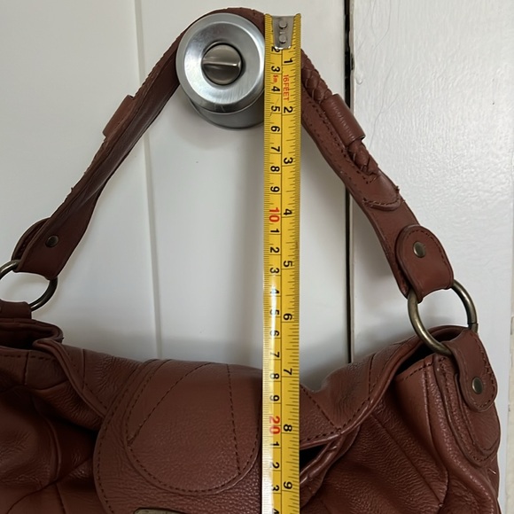 Hype tan leather bucket bag - Picture 5 of 8